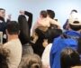 Veja Vídeo – Passageira agride funcionárias da Latam com socos no aeroporto de Guarulhos; veja