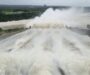 Veja Vídeo – Vazão da Itaipu após abertura de comportas poderia encher 274 piscinas por minuto